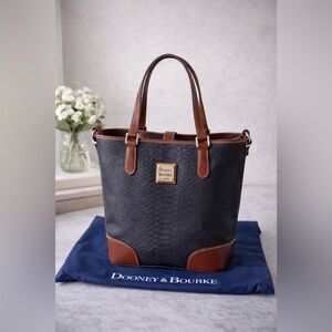 NWT Dooney & Bourke Claremont Phyton Medium Cayden Bag, Genuine Leather, Black